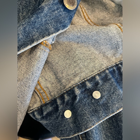 CANYON RIVER BLUES Jean Jacket “Trucker” Style Blue Denim Size Medium - Picture 8 of 14